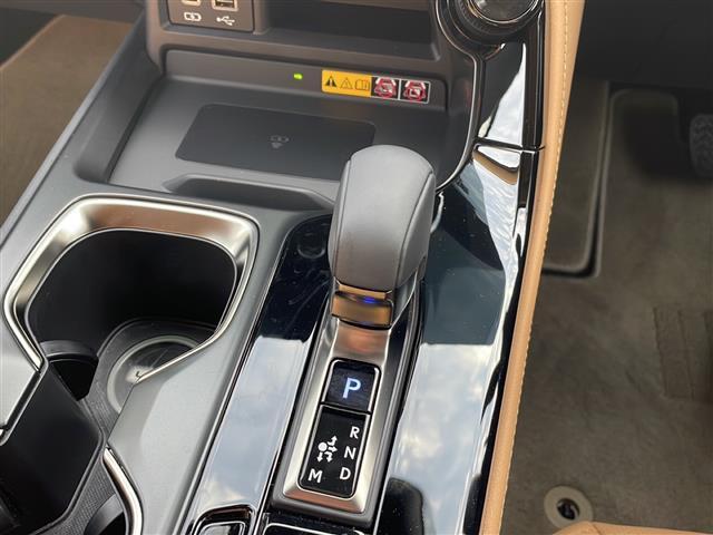 ＮＸ ＮＸ２５０　バージョンＬ　純正ナビ　サンルーフ　全周囲カメラ　ＢＳＭ　デジタルインナーミラー　本革シート　ワイヤレス充電器　ビルトインＥＴＣ　社外ドラレコ　ステアヒーター　パワーバックドア　ＡＣ１００Ｖ　前席シートヒーター（23枚目）