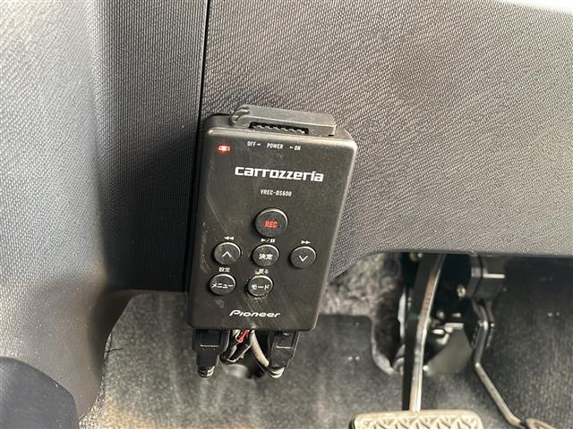 アクア 　禁煙　社外ナビ　バックカメラ　ＥＴＣ　スペアキー　前後クリアランスソナー　前方ドラレコ　クルーズコントロール　オートライト　オートハイビーム　電動格納ミラー（7枚目）