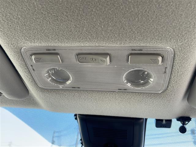 アクア 　禁煙　社外ナビ　バックカメラ　ＥＴＣ　スペアキー　前後クリアランスソナー　前方ドラレコ　クルーズコントロール　オートライト　オートハイビーム　電動格納ミラー（12枚目）