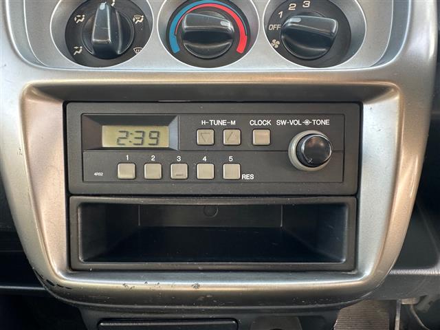 アクティバン ＳＤＸ　両側スライドドア　純正フロアマット　ドアバイザー　Ｗエアバック　ヘッドライトレベライザー　５速ＭＴ車（3枚目）