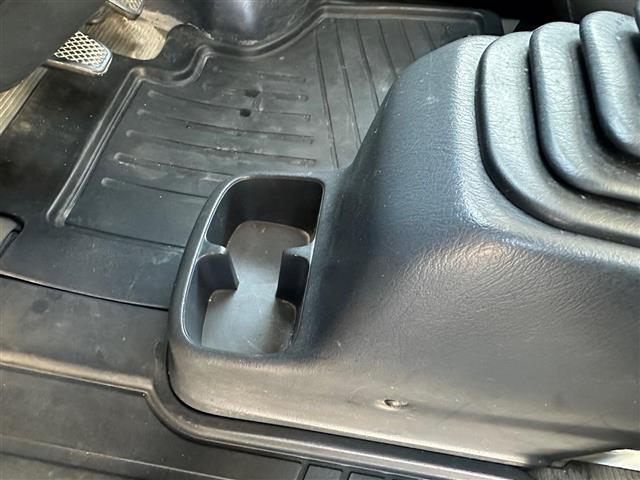 アクティバン ＳＤＸ　両側スライドドア　純正フロアマット　ドアバイザー　Ｗエアバック　ヘッドライトレベライザー　５速ＭＴ車（6枚目）