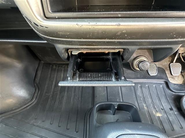 アクティバン ＳＤＸ　両側スライドドア　純正フロアマット　ドアバイザー　Ｗエアバック　ヘッドライトレベライザー　５速ＭＴ車（9枚目）