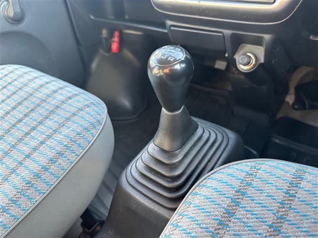 アクティバン ＳＤＸ　両側スライドドア　純正フロアマット　ドアバイザー　Ｗエアバック　ヘッドライトレベライザー　５速ＭＴ車（13枚目）