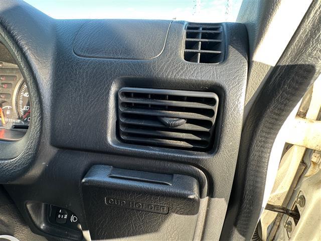 アクティバン ＳＤＸ　両側スライドドア　純正フロアマット　ドアバイザー　Ｗエアバック　ヘッドライトレベライザー　５速ＭＴ車（21枚目）