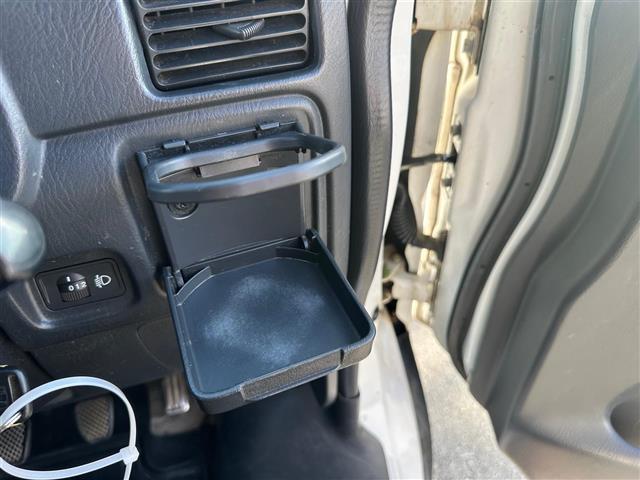 アクティバン ＳＤＸ　両側スライドドア　純正フロアマット　ドアバイザー　Ｗエアバック　ヘッドライトレベライザー　５速ＭＴ車（22枚目）