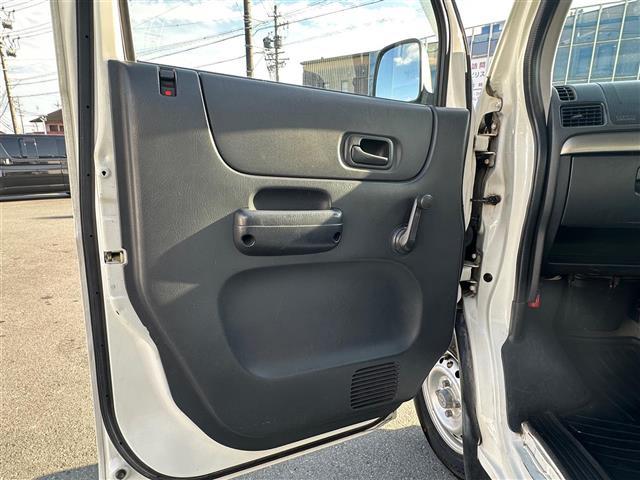 アクティバン ＳＤＸ　両側スライドドア　純正フロアマット　ドアバイザー　Ｗエアバック　ヘッドライトレベライザー　５速ＭＴ車（23枚目）