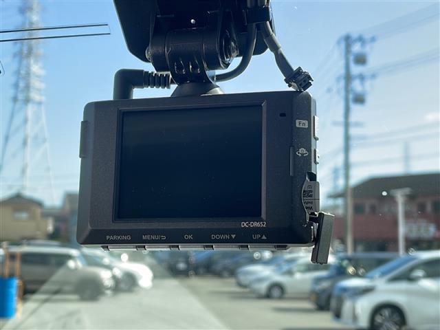 ルーミー カスタムＧ－Ｔ　純正ディスプレイオーディオ　ＡｐｐｌｅＣａｒＰｌａｙ　両側電動ドア　全方位カメラ　前後ドラレコ　ビルトインＥＴＣ　コーナーセンサー　シートヒーター　ＬＥＤライト　衝突軽減ブレーキ　レザー調シートカバー（5枚目）