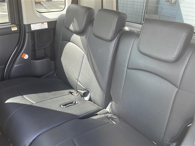 ルーミー カスタムＧ－Ｔ　純正ディスプレイオーディオ　ＡｐｐｌｅＣａｒＰｌａｙ　両側電動ドア　全方位カメラ　前後ドラレコ　ビルトインＥＴＣ　コーナーセンサー　シートヒーター　ＬＥＤライト　衝突軽減ブレーキ　レザー調シートカバー（17枚目）