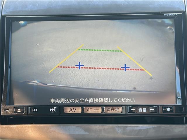 マーチ ボレロ　禁煙　純正ナビ　バックカメラ　オートライト　フォグランプ　スマートキー　ＡＵＴＥＣＨホイール　電動格納ミラー　純正フロアマット　純正ドアバイザー（4枚目）