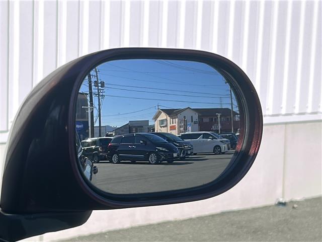 マーチ ボレロ　禁煙　純正ナビ　バックカメラ　オートライト　フォグランプ　スマートキー　ＡＵＴＥＣＨホイール　電動格納ミラー　純正フロアマット　純正ドアバイザー（14枚目）