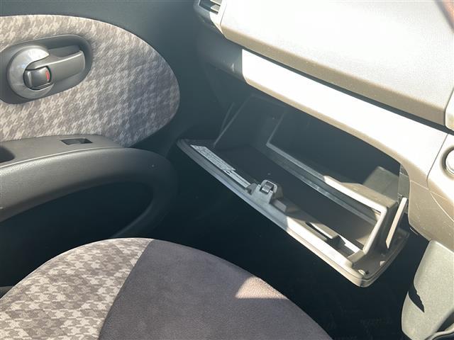 マーチ ボレロ　禁煙　純正ナビ　バックカメラ　オートライト　フォグランプ　スマートキー　ＡＵＴＥＣＨホイール　電動格納ミラー　純正フロアマット　純正ドアバイザー（34枚目）