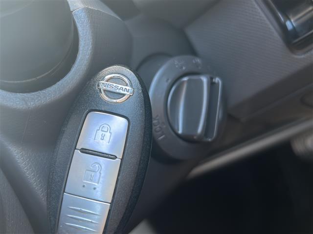 マーチ ボレロ　禁煙　純正ナビ　バックカメラ　オートライト　フォグランプ　スマートキー　ＡＵＴＥＣＨホイール　電動格納ミラー　純正フロアマット　純正ドアバイザー（40枚目）