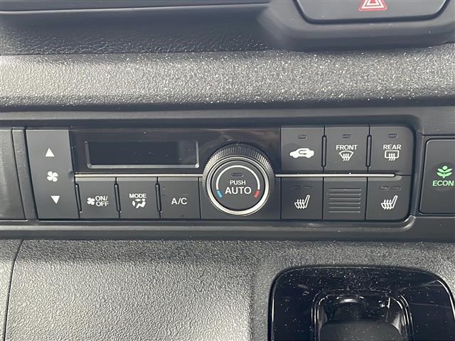 Ｎ－ＢＯＸカスタム ターボ　禁煙　純正ナビ　バックカメラ　前後ドラレコ　ＥＴＣ　ハーフレザーシート　シートヒーター　両側パワースライドドア　ＵＳＢ、タイプＣ給電　レーンキープアシスト　ＬＥＤオートライト（7枚目）