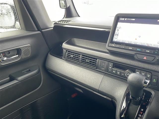 Ｎ－ＢＯＸカスタム ターボ　禁煙　純正ナビ　バックカメラ　前後ドラレコ　ＥＴＣ　ハーフレザーシート　シートヒーター　両側パワースライドドア　ＵＳＢ、タイプＣ給電　レーンキープアシスト　ＬＥＤオートライト（18枚目）