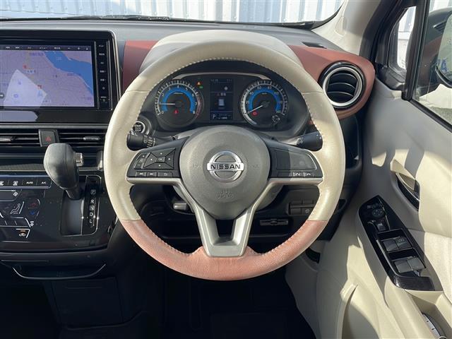 デイズ ボレロ X 禁煙 純正9インチナビ 全方位カメラ アラウンドビューモニター 前後ドラレコ ETC USB給電 前後クリアランスソナー プリクラッシュ オートライト 革巻きステア ステアスイッチ(12枚目)