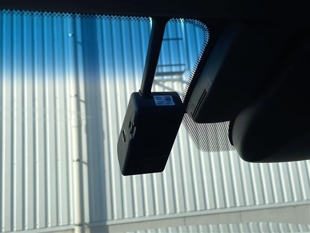 クラウンハイブリッド ＲＳアドバンス　禁煙　純正ナビ　バックカメラ　前方ドラレコ　ＥＴＣ２．０　デジタルインナーミラー　ＢＳＭ　ＨＵＤ　ステアヒーター　シートヒーター　パワーシート　メモリーシート　ＡＣＣ　ＰＣＳ　ＬＥＤオートライト（6枚目）