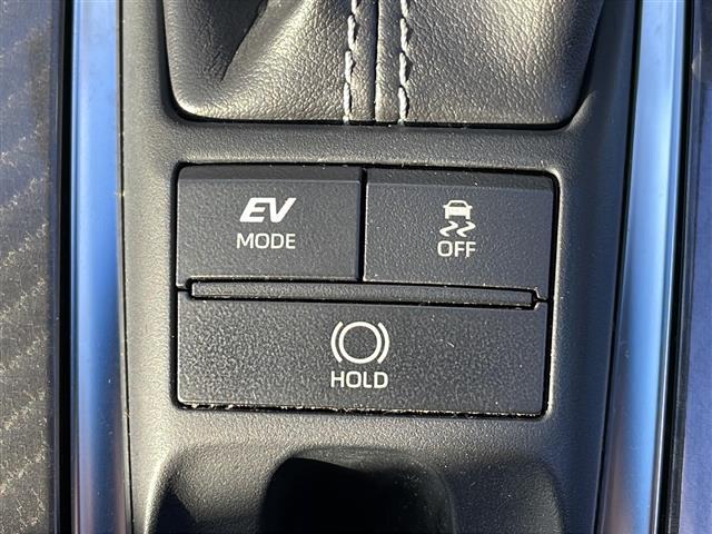 クラウンハイブリッド ＲＳアドバンス　禁煙　純正ナビ　バックカメラ　前方ドラレコ　ＥＴＣ２．０　デジタルインナーミラー　ＢＳＭ　ＨＵＤ　ステアヒーター　シートヒーター　パワーシート　メモリーシート　ＡＣＣ　ＰＣＳ　ＬＥＤオートライト（9枚目）