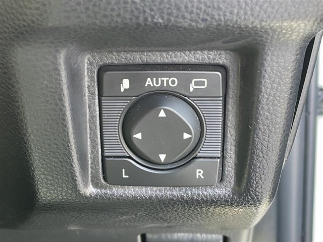 クラウンハイブリッド ＲＳアドバンス　禁煙　純正ナビ　バックカメラ　前方ドラレコ　ＥＴＣ２．０　デジタルインナーミラー　ＢＳＭ　ＨＵＤ　ステアヒーター　シートヒーター　パワーシート　メモリーシート　ＡＣＣ　ＰＣＳ　ＬＥＤオートライト（10枚目）