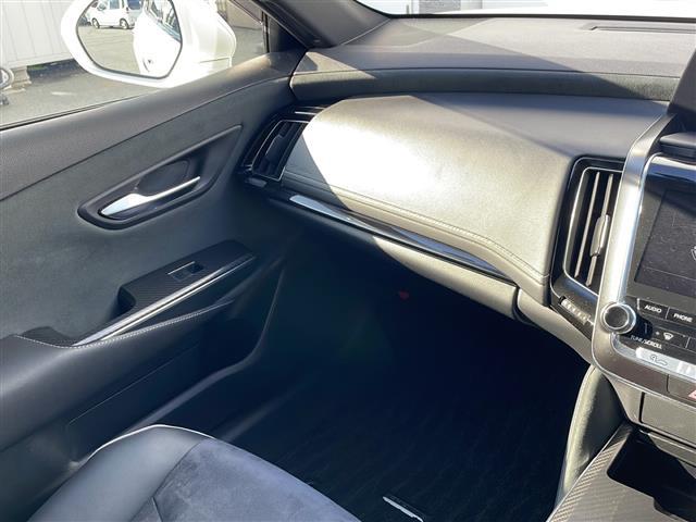 クラウンハイブリッド ＲＳアドバンス　禁煙　純正ナビ　バックカメラ　前方ドラレコ　ＥＴＣ２．０　デジタルインナーミラー　ＢＳＭ　ＨＵＤ　ステアヒーター　シートヒーター　パワーシート　メモリーシート　ＡＣＣ　ＰＣＳ　ＬＥＤオートライト（24枚目）