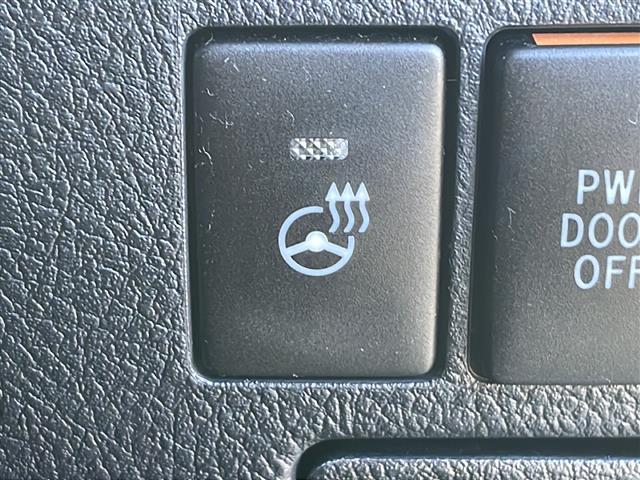 アルファード ２．５Ｓ　Ｃパッケージ　禁煙　純正１０型ナビ　純正１２型後席モニター　サンルーフ　シートヒーター　ベンチレーション　パワーシート　オットマン　ステアヒーター　前後ドラレコ　両側パワースライドドア（9枚目）