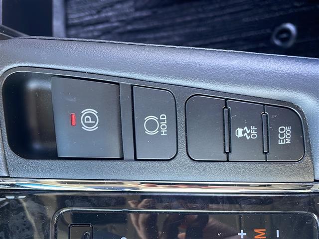 アルファード ２．５Ｓ　Ｃパッケージ　禁煙　純正１０型ナビ　純正１２型後席モニター　サンルーフ　シートヒーター　ベンチレーション　パワーシート　オットマン　ステアヒーター　前後ドラレコ　両側パワースライドドア（12枚目）