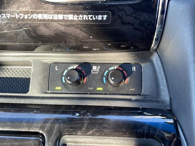 アルファード ２．５Ｓ　Ｃパッケージ　禁煙　純正１０型ナビ　純正１２型後席モニター　サンルーフ　シートヒーター　ベンチレーション　パワーシート　オットマン　ステアヒーター　前後ドラレコ　両側パワースライドドア（18枚目）
