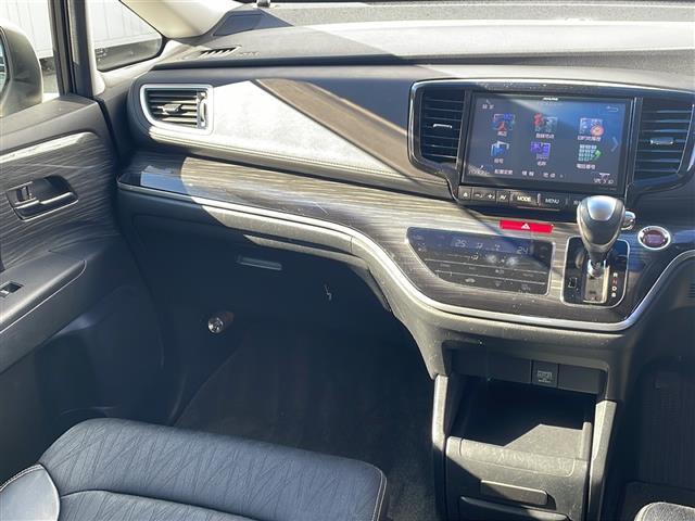 オデッセイ アブソルート・ＥＸ　禁煙　ＡＬＰＩＮＥ９型ナビ　ＡＬＰＩＮＥ後席モニター　バックカメラ　ＥＴＣ　社外前後ドラレコ　ＢＳＭ　両側パワースライドドア　レーンキープアシスト　レーダークルーズコントロール　ＬＥＤヘッドライト（25枚目）