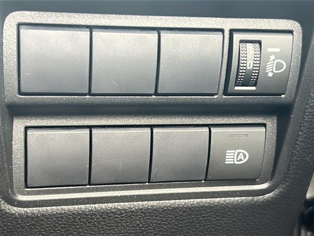 ヤリスクロス ハイブリッドZ 禁煙 純正ナビ APPLECARPLAY バックカメラ 純正ドラレコ ビルトインETC BSM シートヒーター USB給電 レーンキープアシスト レーダークルーズコントロール 衝突被害軽減システム(9枚目)