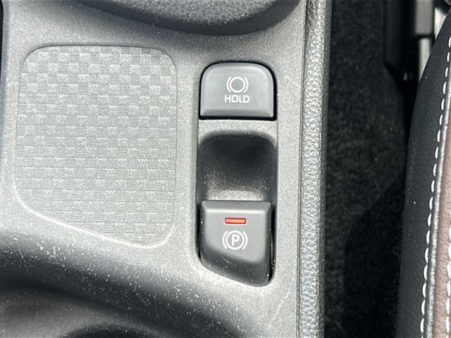 ヤリスクロス ハイブリッドZ 禁煙 純正ナビ APPLECARPLAY バックカメラ 純正ドラレコ ビルトインETC BSM シートヒーター USB給電 レーンキープアシスト レーダークルーズコントロール 衝突被害軽減システム(10枚目)