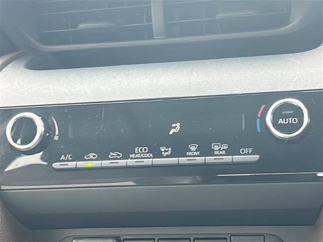 ヤリスクロス ハイブリッドZ 禁煙 純正ナビ APPLECARPLAY バックカメラ 純正ドラレコ ビルトインETC BSM シートヒーター USB給電 レーンキープアシスト レーダークルーズコントロール 衝突被害軽減システム(15枚目)