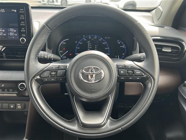ヤリスクロス ハイブリッドZ 禁煙 純正ナビ APPLECARPLAY バックカメラ 純正ドラレコ ビルトインETC BSM シートヒーター USB給電 レーンキープアシスト レーダークルーズコントロール 衝突被害軽減システム(17枚目)