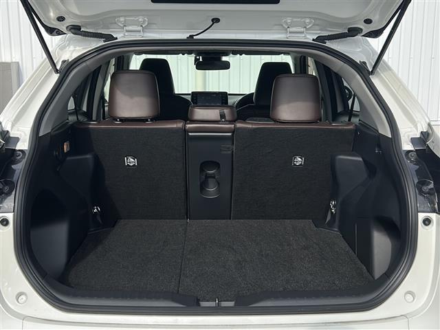 ヤリスクロス ハイブリッドZ 禁煙 純正ナビ APPLECARPLAY バックカメラ 純正ドラレコ ビルトインETC BSM シートヒーター USB給電 レーンキープアシスト レーダークルーズコントロール 衝突被害軽減システム(28枚目)