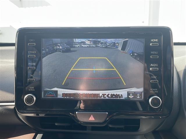 ヤリスクロス ハイブリッドZ 純正ナビ バックカメラ 純正ドラレコ ビルトインETC クリアランスソナー レーダークルコン シートヒーター パワーシート ハーフレザー USB給電 LEDオートライト 電子パーキング 禁煙車(4枚目)