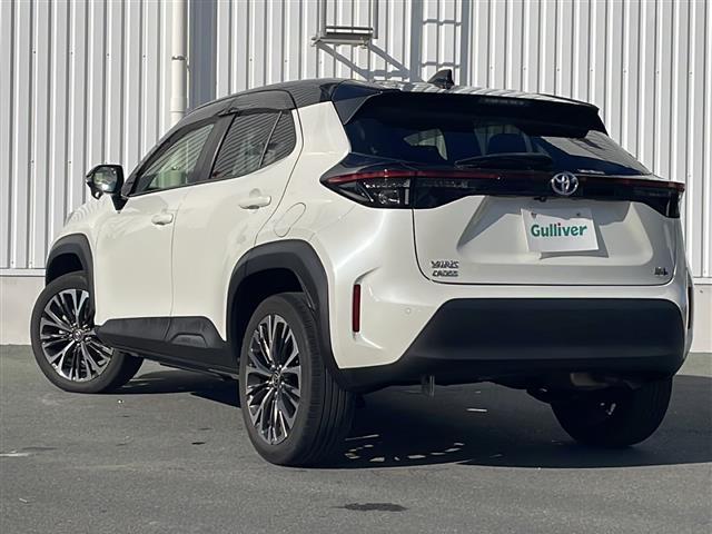 ヤリスクロス ハイブリッドZ 純正ナビ バックカメラ 純正ドラレコ ビルトインETC クリアランスソナー レーダークルコン シートヒーター パワーシート ハーフレザー USB給電 LEDオートライト 電子パーキング 禁煙車(43枚目)