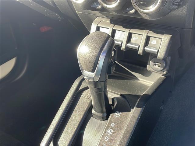 ジムニー XC 禁煙 社外ナビ ビルトインETC 4WD シートヒーター ヒーテッドドアミラー インタークーラーターボ アダプティブクルーズコントロール レーンキープアシスト LEDオートライト フォグランプ(16枚目)