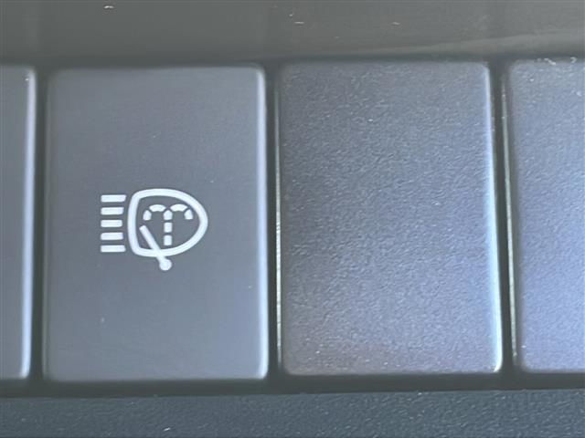 ジムニー XC 禁煙 社外ナビ フルセグTV バックカメラ シートヒーター クルーズコントロール 背面タイヤ ステアリングスイッチ LEDオートライト フォグランプ ヘッドライトウォッシャー 電動格納ウィンカーミラー(12枚目)