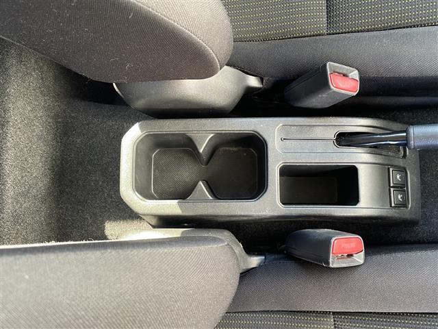 ジムニー XC 禁煙 社外ナビ フルセグTV バックカメラ シートヒーター クルーズコントロール 背面タイヤ ステアリングスイッチ LEDオートライト フォグランプ ヘッドライトウォッシャー 電動格納ウィンカーミラー(21枚目)