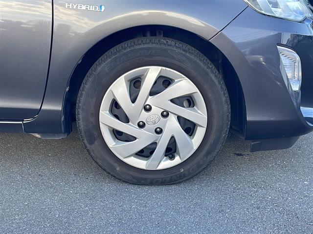 アクア Ｓ　純正オーディオ【ＦＭ／ＡＭ／ＣＤ／ＡＵＸ／ＵＳＢ】　オートライト　横滑り防止装置　電動格納ミラー　ＩＳＯＦＩＸ　純正ホイールキャップ　取扱説明書　保証書　ワンオーナー　盗難防止装置　ハロゲンライト（37枚目）