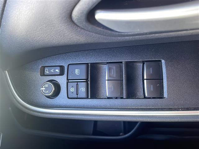 ヴォクシー ハイブリッドＳ－Ｚ　純正１０型ナビ　純正１３．２型フリップダウンモニター　全方位カメラ　デジタルインナーミラー　ドラレコ　シートヒータ　ステアヒーター　ＨＵＤ　ＡＣＣ　クリアランスソナー　ＥＴＣ２．０　ＡＣ１００Ｖ　禁煙（12枚目）