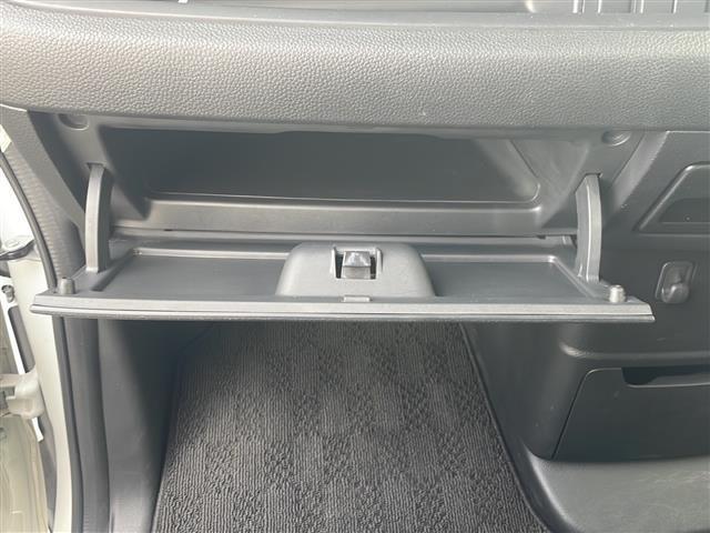 Ｎ－ＢＯＸカスタム Ｇ・Ｌターボホンダセンシング　ワンオーナー　社外７インヘッドライトチナビ　バックカメラ　フルセグＴＶ　前方ドラレコ　ビルトインＥＴＣ　両側パワースライドドア　ハーフレザーシート　パドルシフト　革巻きステア　ステアスイッチ（23枚目）