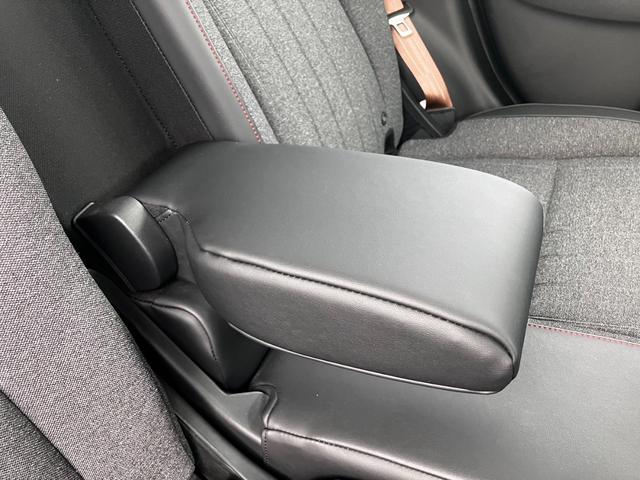 eHEVカーサ ディスプレイオーディオ+ナビ9インチ/ホンダセンシング/車線逸脱防止支援システム/パーキングアシスト バックガイド/ヘッドランプ LED/ETC2.0/EBD付ABS 衝突被害軽減システム(24枚目)