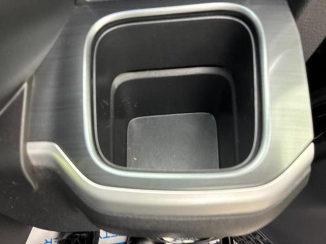 ムーヴ カスタムＲＳ　新品タイヤ／ヘッドランプ　ＬＥＤ／ＥＴＣ／ＥＢＤ付ＡＢＳ／横滑り防止装置／アイドリングストップ／禁煙車／エアバッグ　運転席／エアバッグ　助手席／アルミホイール　純正　１５インチ／パワーウインドウ（48枚目）