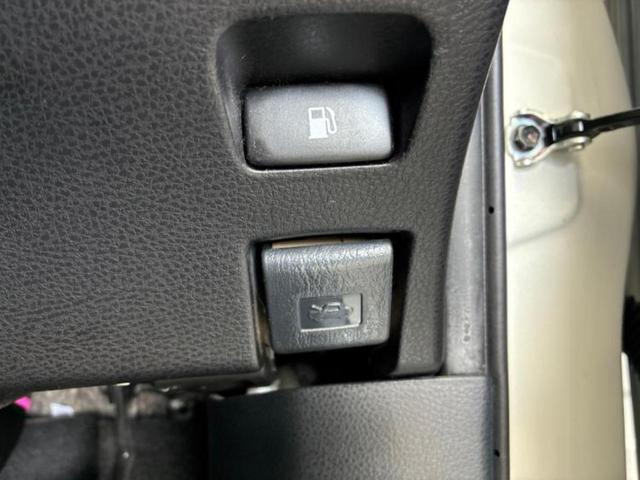 ナビ、ドラレコ、ＥＴＣ、フリップダウンモニター、デジタルインナーミラーｅｔｃ…後付け可能です！オプションも豊富に取り揃えておりますのでご安心ください！