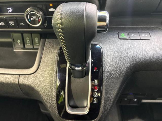 Ｎ－ＢＯＸカスタム Ｌ・ターボ　保証書／純正　８インチ　ＳＤナビ／フリップダウンモニター　純正　１１．５インチ／ホンダセンシング／両側電動スライドドア／シートヒーター／車線逸脱防止支援システム／シート　ハーフレザー　ターボ　禁煙車（15枚目）