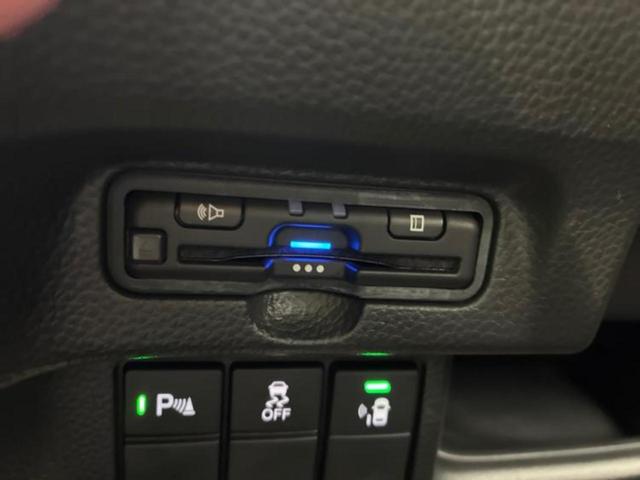 Ｎ－ＢＯＸカスタム Ｌ・ターボ　保証書／純正　８インチ　ＳＤナビ／フリップダウンモニター　純正　１１．５インチ／ホンダセンシング／両側電動スライドドア／シートヒーター／車線逸脱防止支援システム／シート　ハーフレザー　ターボ　禁煙車（16枚目）