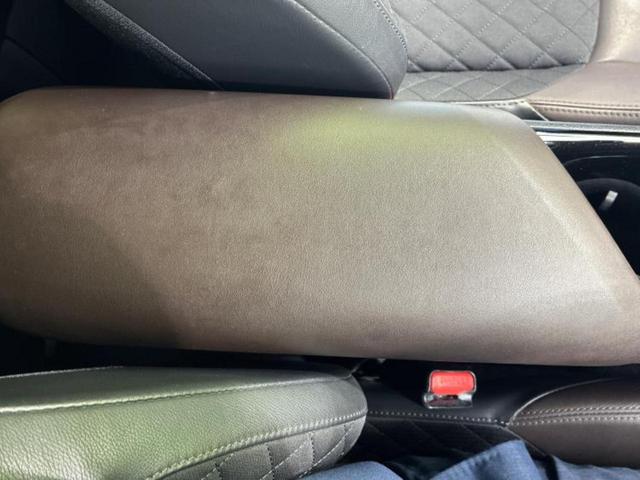 「この車の写真をもっと見たい」「状態が気になる」「この装備はついている？」どんな小さな疑問でもお気軽にお問い合わせください！