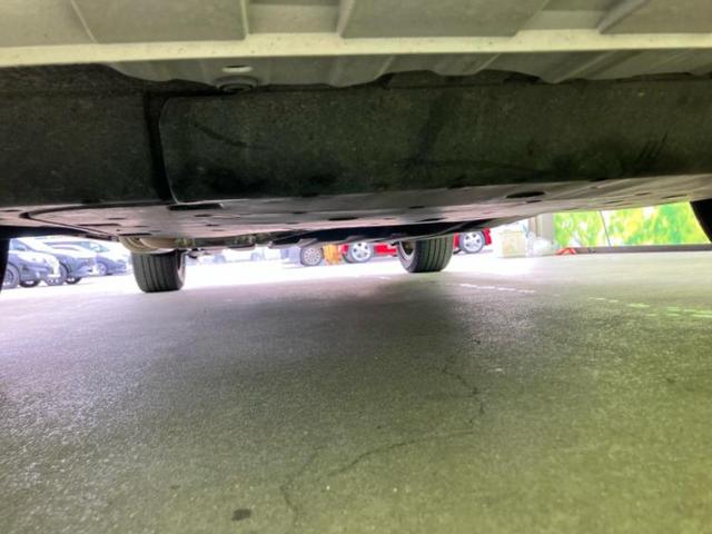 ヴェゼル ハイブリッドＺ・ホンダセンシング　新品タイヤ／保証書／純正　８インチ　ＳＤナビ／シートヒーター／シート　ハーフレザー／ヘッドランプ　ＬＥＤ／ＥＴＣ／ＥＢＤ付ＡＢＳ／横滑り防止装置／アイドリングストップ／バックモニター／フルセグＴＶ（36枚目）