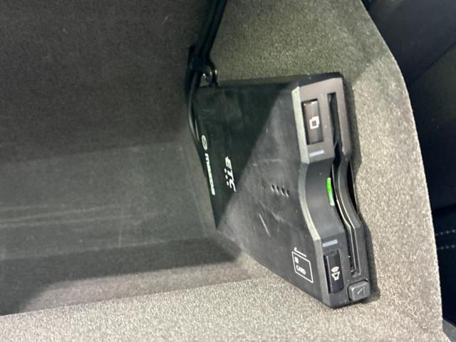 CX-8 XDスポーツアピアランス 新品タイヤ/保証書/ディスプレイオーディオ/衝突安全装置/シートヒーター/全方位モニター/車線逸脱防止支援システム/電動バックドア/ヘッドランプ LED/ETC/EBD付ABS/横滑り防止装置 記録簿(18枚目)