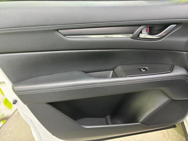 CX-8 XDスポーツアピアランス 新品タイヤ/保証書/ディスプレイオーディオ/衝突安全装置/シートヒーター/全方位モニター/車線逸脱防止支援システム/電動バックドア/ヘッドランプ LED/ETC/EBD付ABS/横滑り防止装置 記録簿(23枚目)