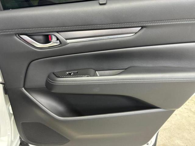 CX-8 XDスポーツアピアランス 新品タイヤ/保証書/ディスプレイオーディオ/衝突安全装置/シートヒーター/全方位モニター/車線逸脱防止支援システム/電動バックドア/ヘッドランプ LED/ETC/EBD付ABS/横滑り防止装置 記録簿(24枚目)